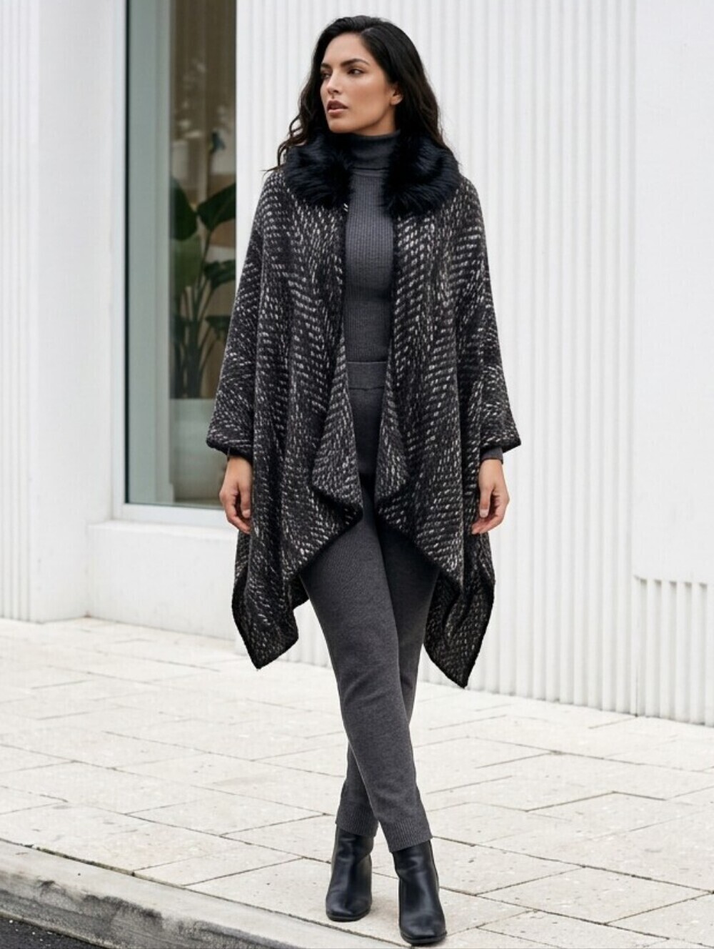 APT. 9 Women's Chevron Space-Dyed Faux Fur Collar Ruana Cape Poncho One Size